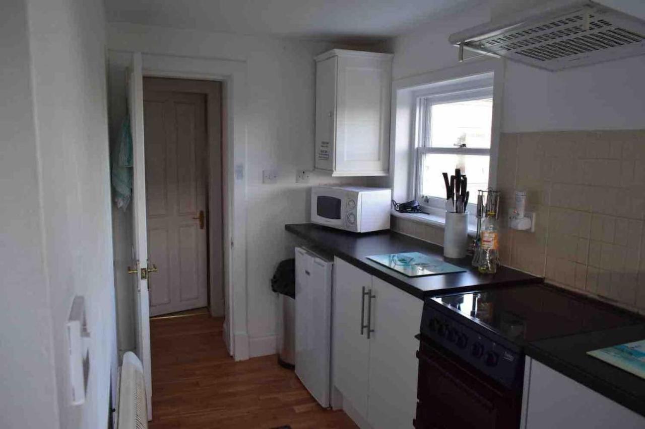 Quaint And Quirky Former Crofters Cottage In Port Ellen Exterior foto