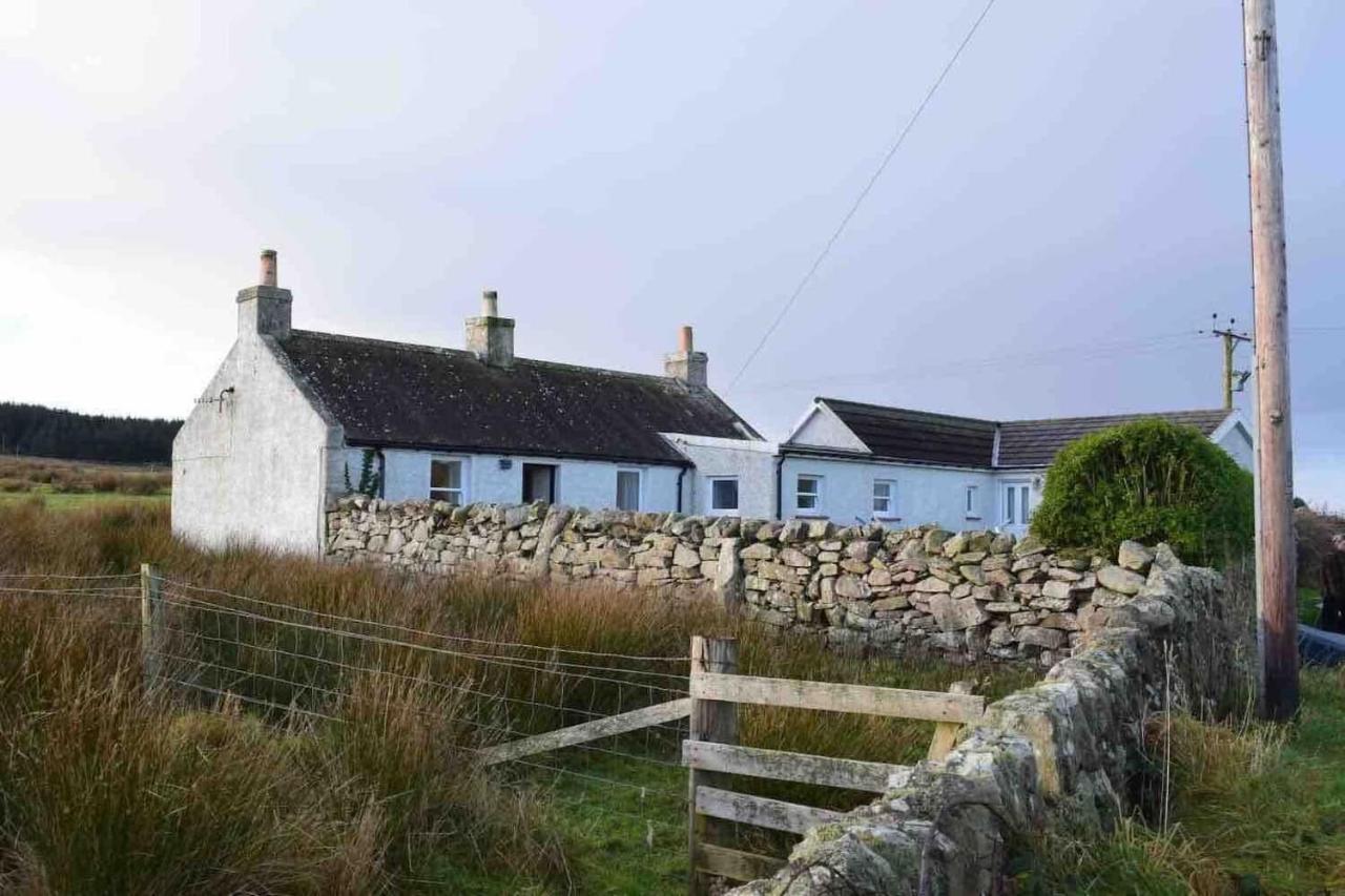Quaint And Quirky Former Crofters Cottage In Port Ellen Exterior foto