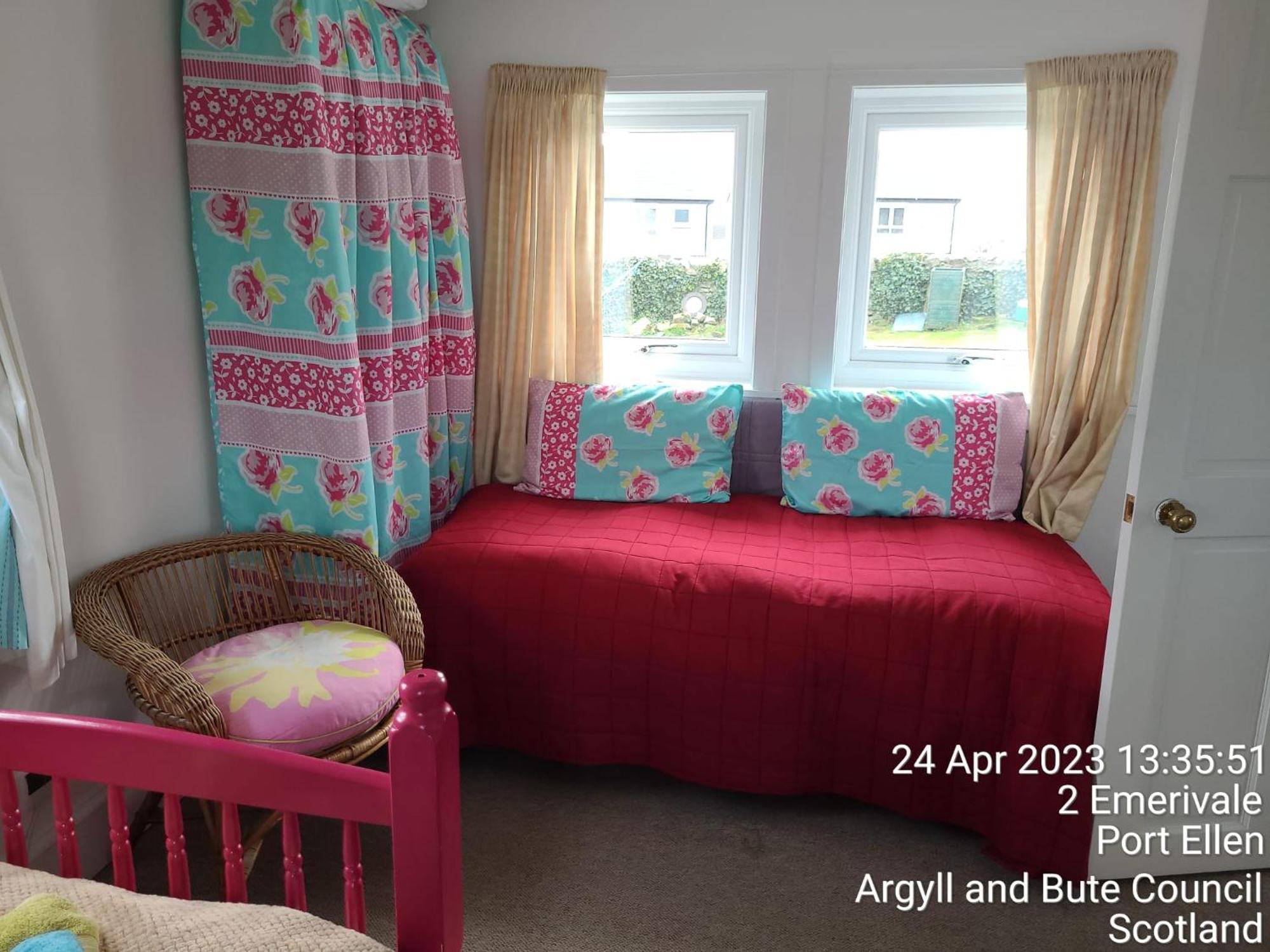 Quaint And Quirky Former Crofters Cottage In Port Ellen Exterior foto